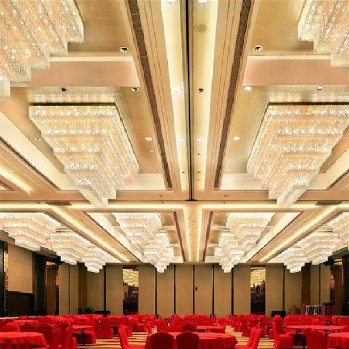 酒店燈飾生產廠家_宴會廳水晶燈定制什么價格【孫氏照明】